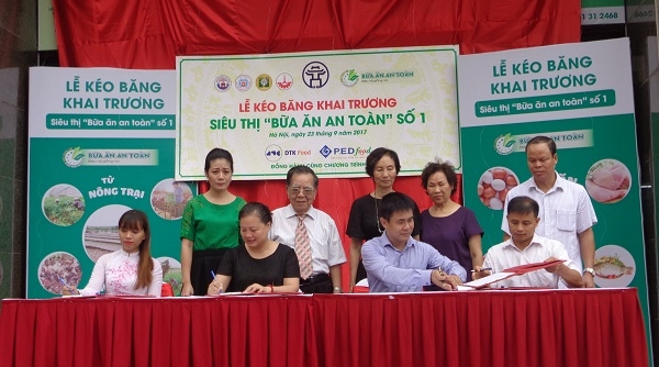 Hà Nội: Khai trương siêu thị Bữa ăn an toàn số 1