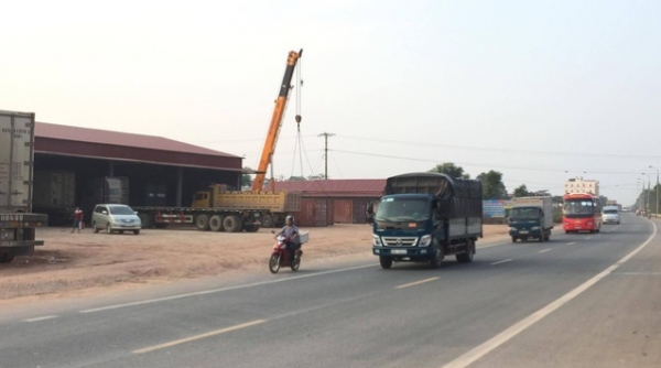 Huyện Lạng Giang (Bắc Giang): Đề nghị xử lý hành vi phá dỡ hộ lan bảo vệ QL 1