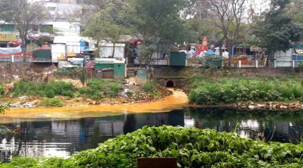 Hà Nội: Công ty TNHH MTV nước sạch Hà Đông xả thải ra sông Nhuệ