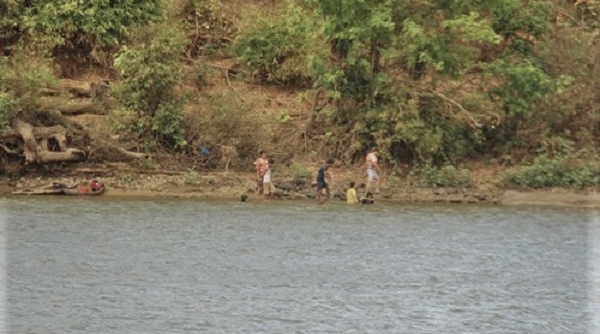 Gia Lai: Đã tìm thấy 2 thi thể học sinh mất tích trên sông Ba