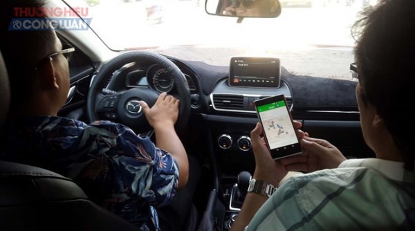 Không cấm Uber, Grab, nhưng quản thế nào?