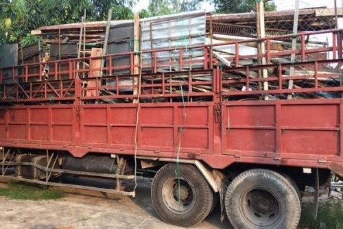 Kiên Giang: Thu giữ 10 tấn phế liệu vận chuyển trái phép