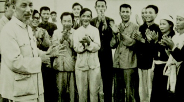 Kỷ niệm 70 năm Ngày Chủ tịch Hồ Chí Minh ra Lời kêu gọi thi đua ái quốc