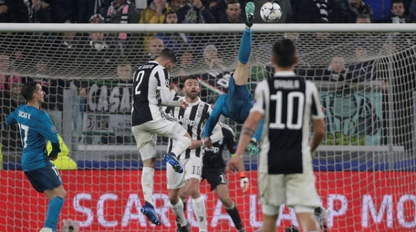 Champions League: Ronaldo ghi siêu phẩm, Real đặt một chân vào bán kết
