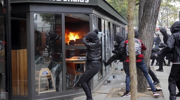 Pháp: Ngày Quốc tế lao động biến thành ngày bạo loạn