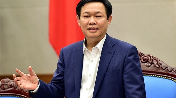 Cải cách chính sách tiền lương để nâng cao đời sống CBCCVC, LLVT, người lao động trong doanh nghiệp