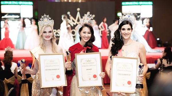 Dương Thùy Linh đăng quang Hoa hậu Phụ nữ Toàn thế giới 2018