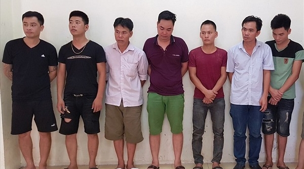 Bắt giữ 8 đối tượng cá độ bóng đá tại Ninh Bình