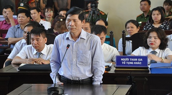 Khởi tố Phó Giám đốc BVĐK tỉnh Hòa Bình trong vụ án chạy thận chết người