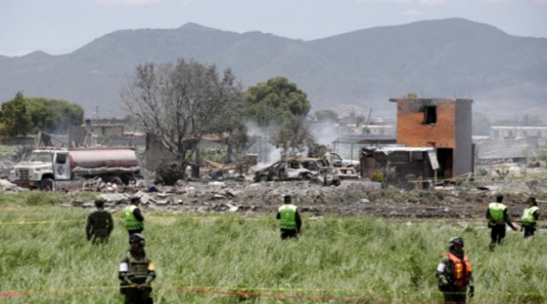 Nổ kho pháo liên hoàn ở Mexico, gần 60 người thương vong