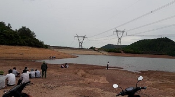 Hà Tĩnh: 2 chị em ruột đuối nước thương tâm tại hồ Thượng Tuy