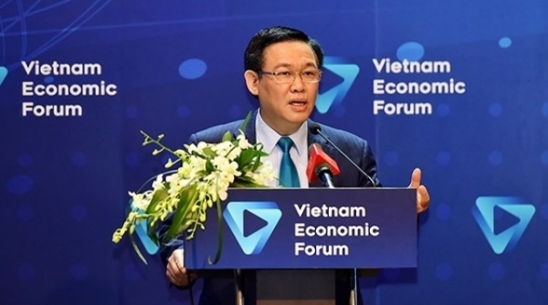 Diễn đàn: 'Mở rộng vốn, tài chính Việt Nam- Giải pháp và thách thức'