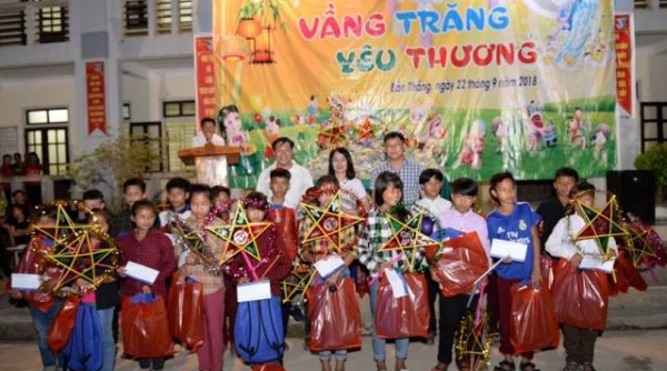 Nghệ An: Đem Trung thu đến với hơn 700 trẻ em tại xã nghèo miền biên ải