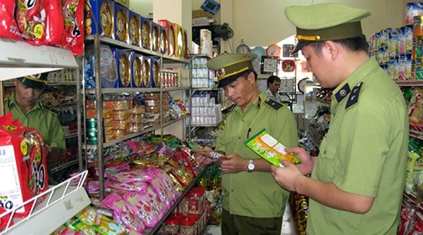 Hà Nội: Xử lý gần 2.700 vụ buôn lậu, gian lận thương mại