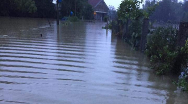Thừa Thiên Huế: Chủ động cho học sinh nghỉ học vì mưa lũ
