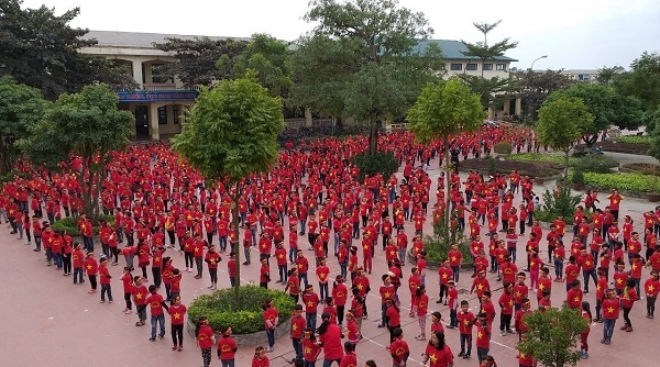 Thường Tín: Cô trò nhảy flashmob cổ vũ đội tuyển Việt Nam Chiến Thắng