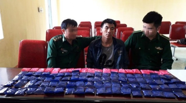 Nghệ An: Bắt giữ đối tượng “cõng” 20.000 viên ma túy từ Lào về