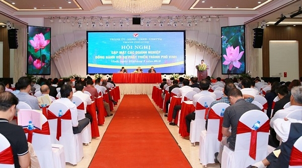 TP. Vinh (Nghệ An): Gặp mặt hơn 700 doanh nhân, doanh nghiệp
