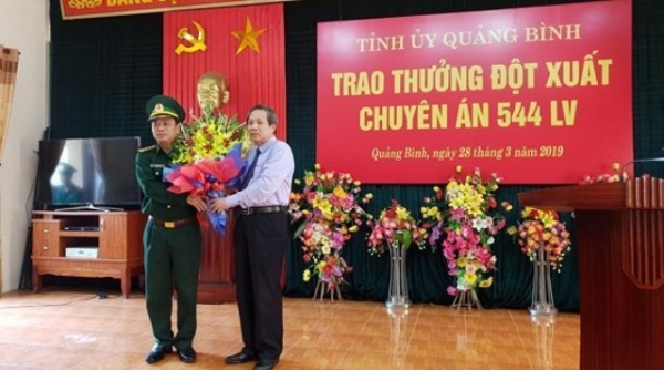 Quảng Bình: Khen thưởng ban chuyên án vụ bắt hơn 100 nghìn viên ma túy