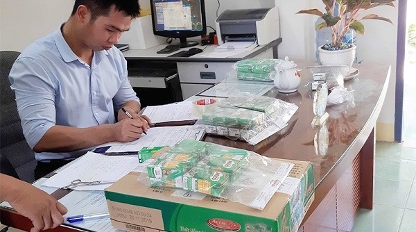 44 học sinh ở Ninh Thuận nhập viện vì uống sữa tặng