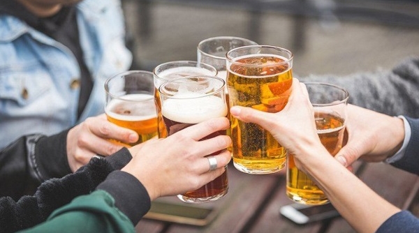 Bộ Y tế muốn giữ đề xuất kiểm soát thời gian bán rượu bia