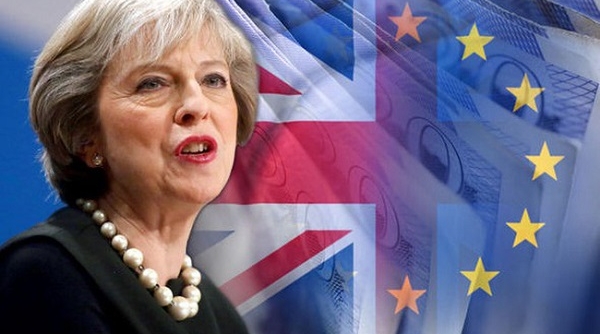 Thủ tướng Anh chuẩn bị trình thỏa thuận Brexit mới