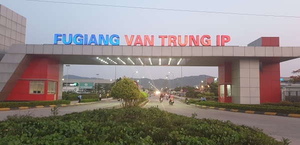 Thu hút đầu tư và “cạm bẫy” hội nhập