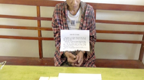 Điện Biên: Bắt đối tượng vận chuyển 2 bánh heroin, 200 viên ma túy tổng hợp về Việt Nam tiêu thụ