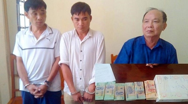 Thanh Hóa: Bắt giữ 3 đối tượng vận chuyển 3 bánh heroin đi tiêu thụ