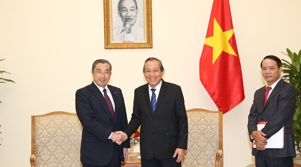 Phó Thủ tướng Trương Hòa Bình tiếp Quốc vụ khanh Bộ Nội vụ Nhật Bản