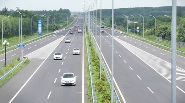 Bộ GTVT trả lời kiến nghị của cử tri Bình Thuận về dự án cao tốc Bắc-Nam