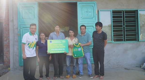 PVFCCo và nhà phân phối trao tặng nhà tình nghĩa tại tỉnh Đăk Lăk