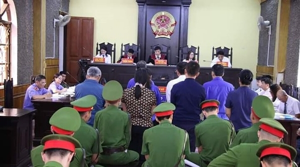 Gian lận điểm thi tại Sơn La: Trả hồ sơ làm rõ chuyện đưa, nhận hối lộ