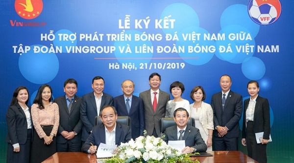 Vingroup và VFF ký thỏa thuận hợp tác chiến lược hỗ trợ phát triển bóng đá Việt Nam