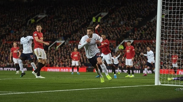 MU 1-1 Liverpool: 'Qủy đỏ' cắt đứt mạch chiến thắng của 'Lữ đoàn đỏ'
