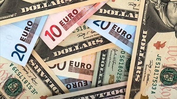 Tỷ giá ngoại tệ 22/10: USD giảm mạnh, bảng Anh lên đỉnh 5 tháng