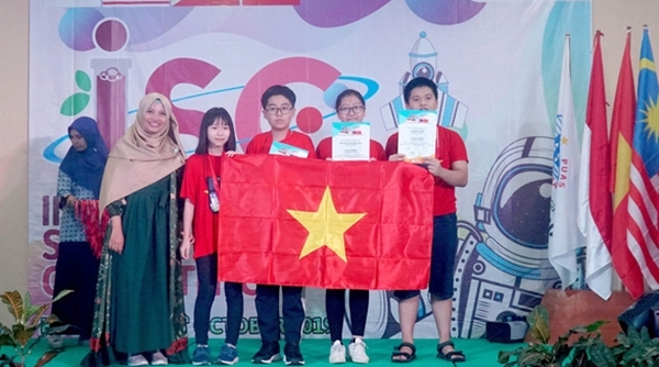 Đoàn học sinh Việt Nam giành 4 HCV tại Kỳ thi Khoa học quốc tế ISC 2019