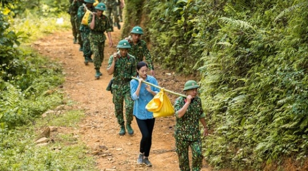 Hoa hậu Lương Thùy Linh: Chung tay “Đắp đường, xây ước mơ” tại Lũng Lìu, Cao Bằng