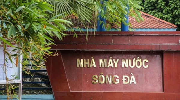 Công ty nước sạch Sông Đà lại xả gần 3.000m3 nước súc rửa bể vụ nhiễm dầu ra môi trường nhưng "quên" báo cáo