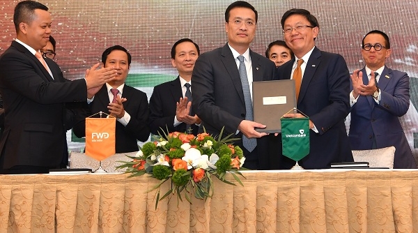 Vietcombank bắt tay hợp tác với Tập đoàn bảo hiểm FWD