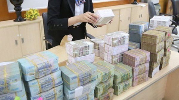 Nhiều ngân hàng bất ngờ giảm lãi suất tiền gửi