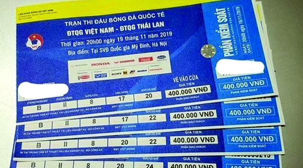 Giá vé ‘chợ đen’ trận Việt Nam – Thái Lan tăng chóng mặt
