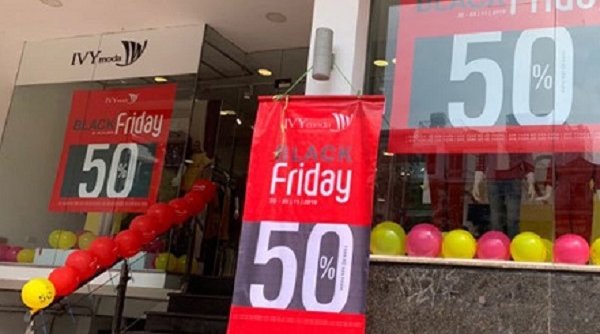 Nhiều thương hiệu lớn tung khuyến mại 'khủng' trước Black Friday