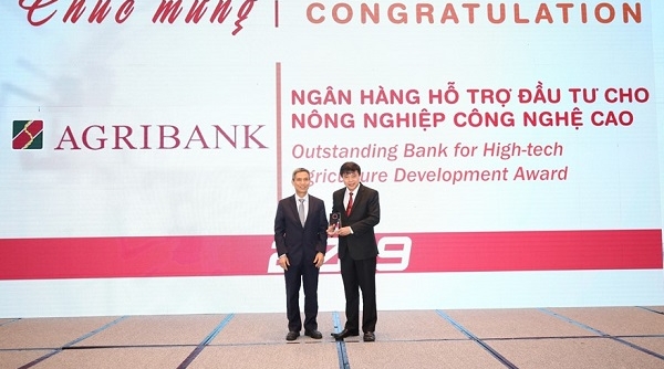 Agribank được vinh danh 2 giải thưởng Ngân hàng Việt Nam tiêu biểu 2019