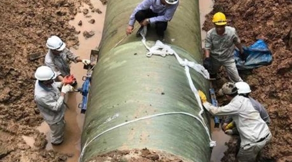 Kiểm tra, xử lý phản ánh về đường ống nước sạch sông Đà bị rò rỉ
