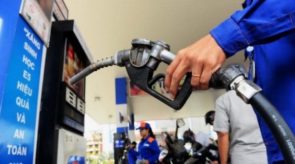 Giá xăng, dầu giảm mạnh