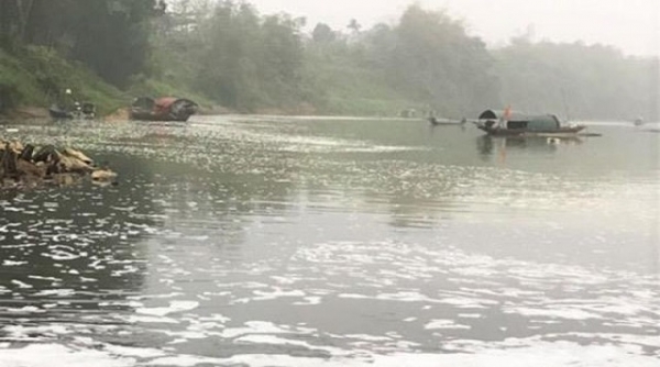 Thanh Hóa: Công an vào cuộc điều tra vụ cá chết hàng loạt trên Sông Chu