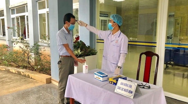 Lào Cai: Tổ chức sàng lọc, phân loại, cách ly người nghi mắc Covid-19 tại các bệnh viện