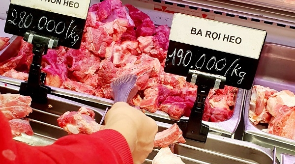 Giá cả thị trường ngày 7/4: Thịt heo giảm tại siêu thị Co.opmart