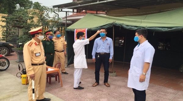 Thanh Hóa: Cảnh sát giao thông huyện Hoằng Hóa lập chốt kiểm soát phòng chống dịch Covid-19 “Lá chắn thép kịp thời”
